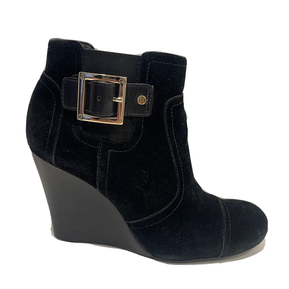 Tory Burch Adrienne Chelsea Boots 7.5 Gold Buckle Black Suede Leather Wedge Heel - Picture 4 of 12